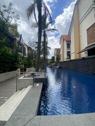 Holland Link (D10), Terrace #618843001